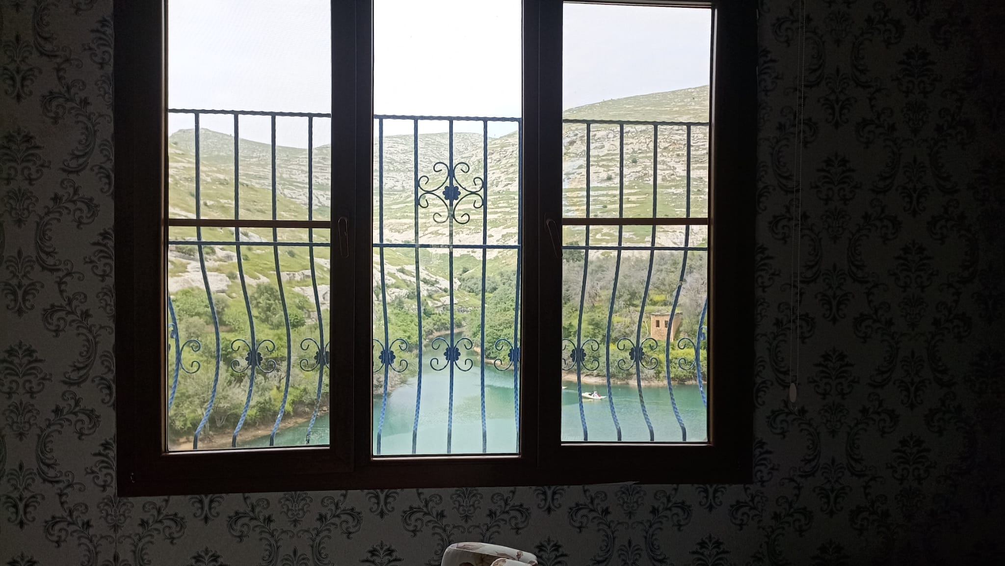Üç Kişilik Oda